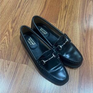 G.H. Bass & Co.
Black G.H. Bass  Weejuns Leather Loafers - like new.